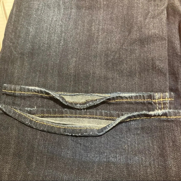 SILVER Jeans Gordie Sz 36 x 32 Distressed Hem Dark Wash - Picture 7 of 8